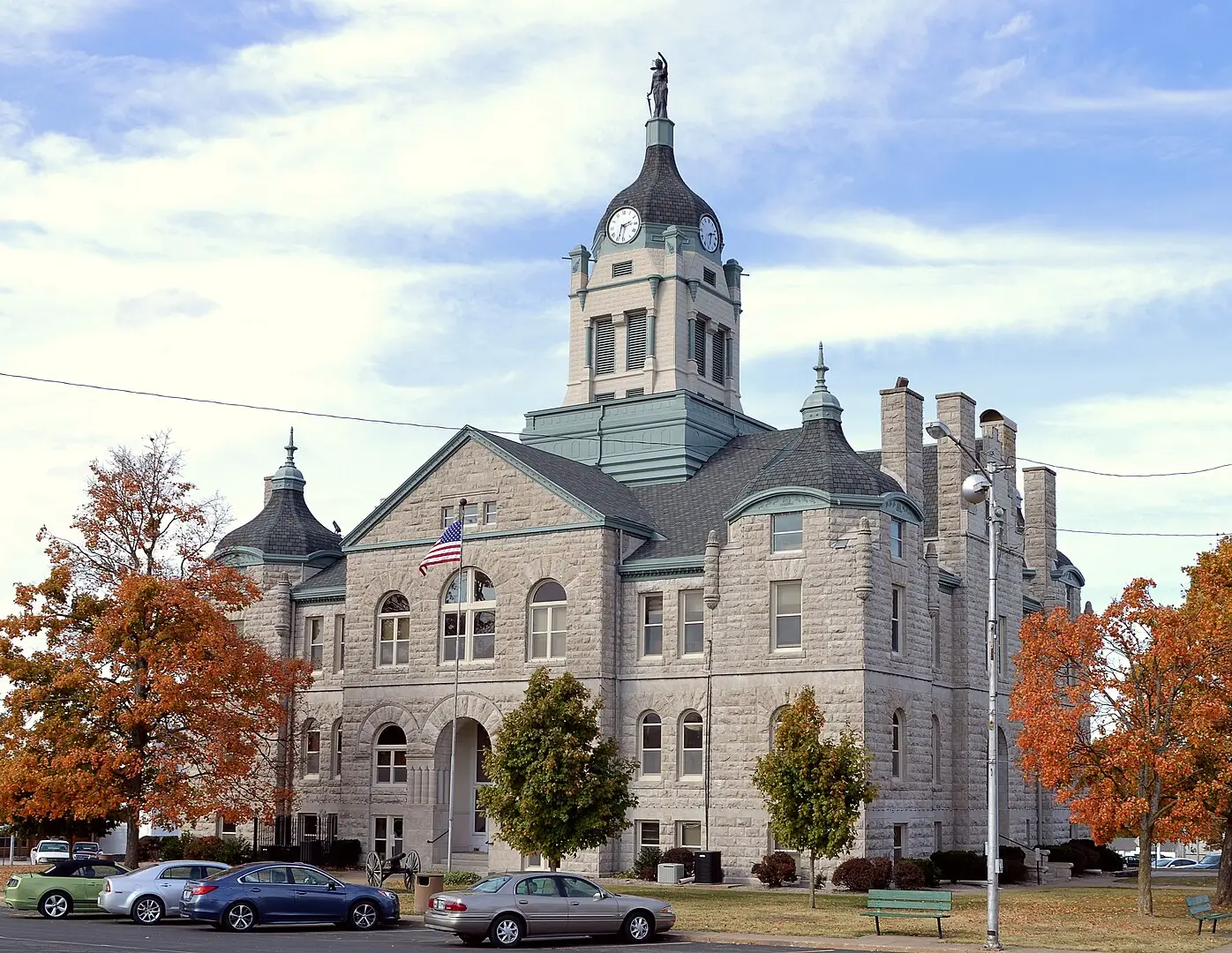 Courthouse in Mount Vernon Missouri